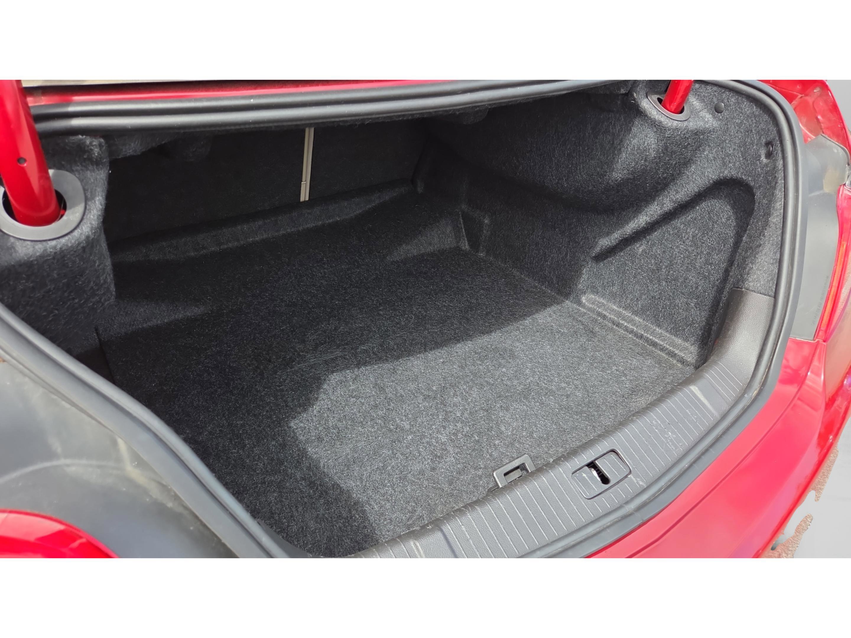 Used 2014 Buick LaCrosse Premium w/ Driver Confidence Package image 15