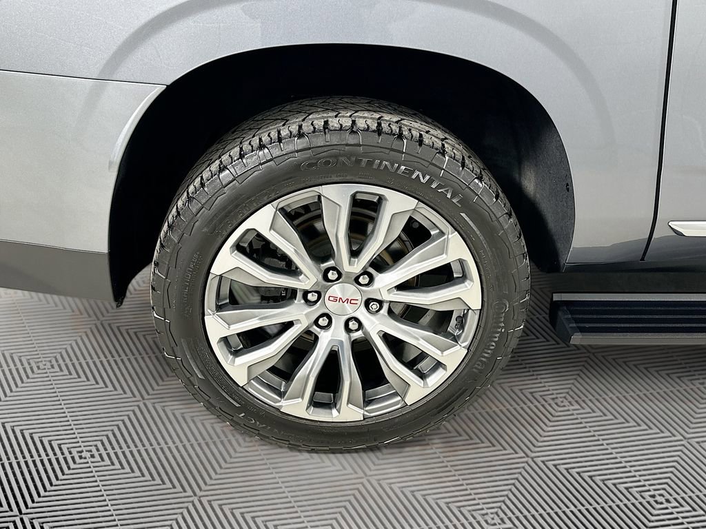Used 2022 GMC Yukon XL Denali AWD/4WD image 27