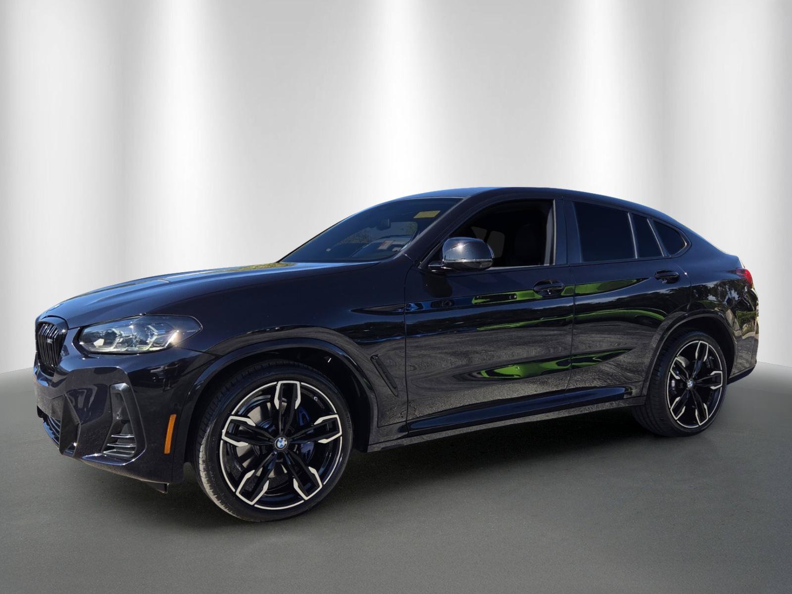 Used 2023 BMW X4 M40i w/ Premium Package AWD/4WD image 3
