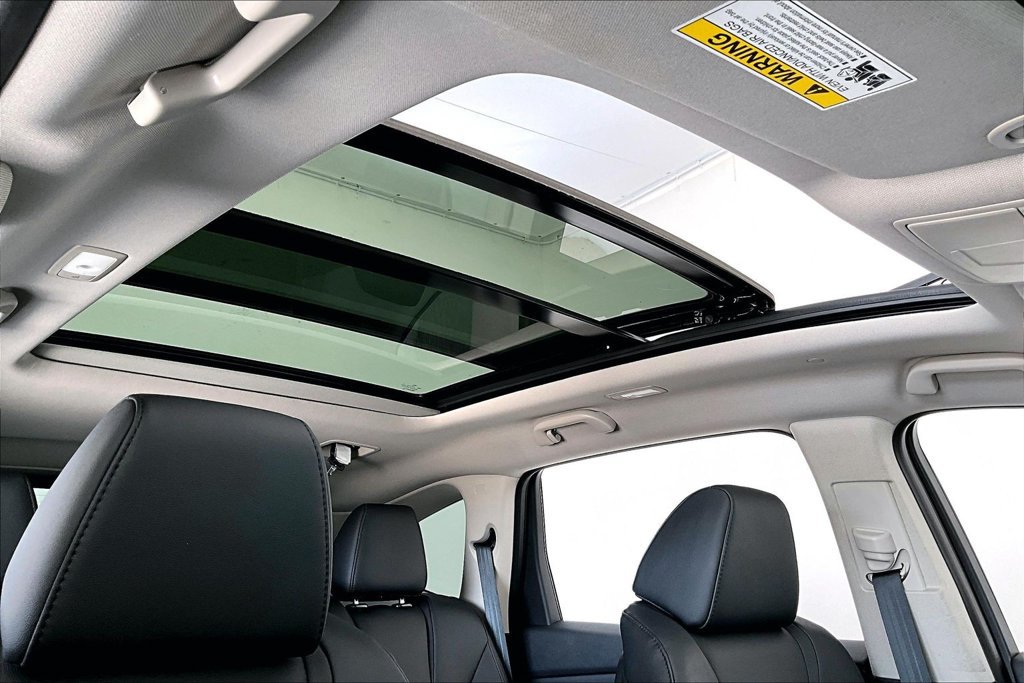 Certified 2025 Acura MDX SH-AWD image 21