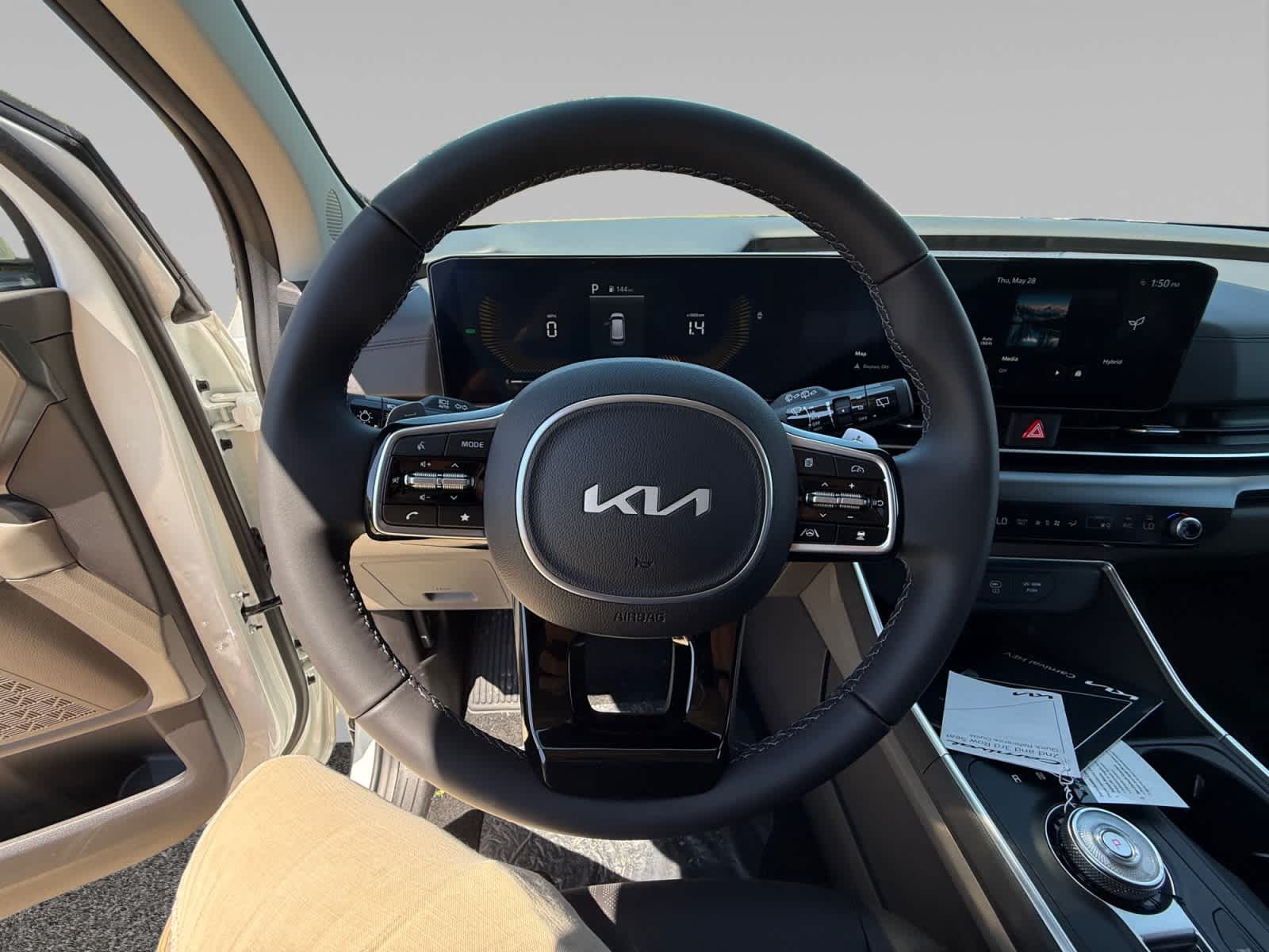 New 2026 Kia Carnival LXS FWD image 12