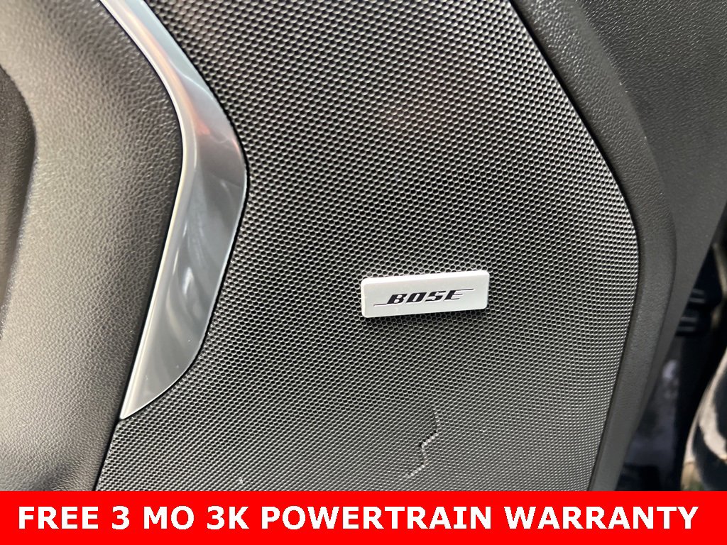 Used 2022 GMC Yukon XL SLT image 7