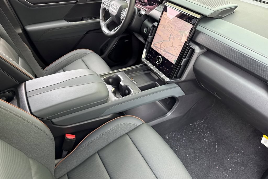 New 2027 GMC Acadia AT4 w/ Luxury Package AWD/4WD image 17