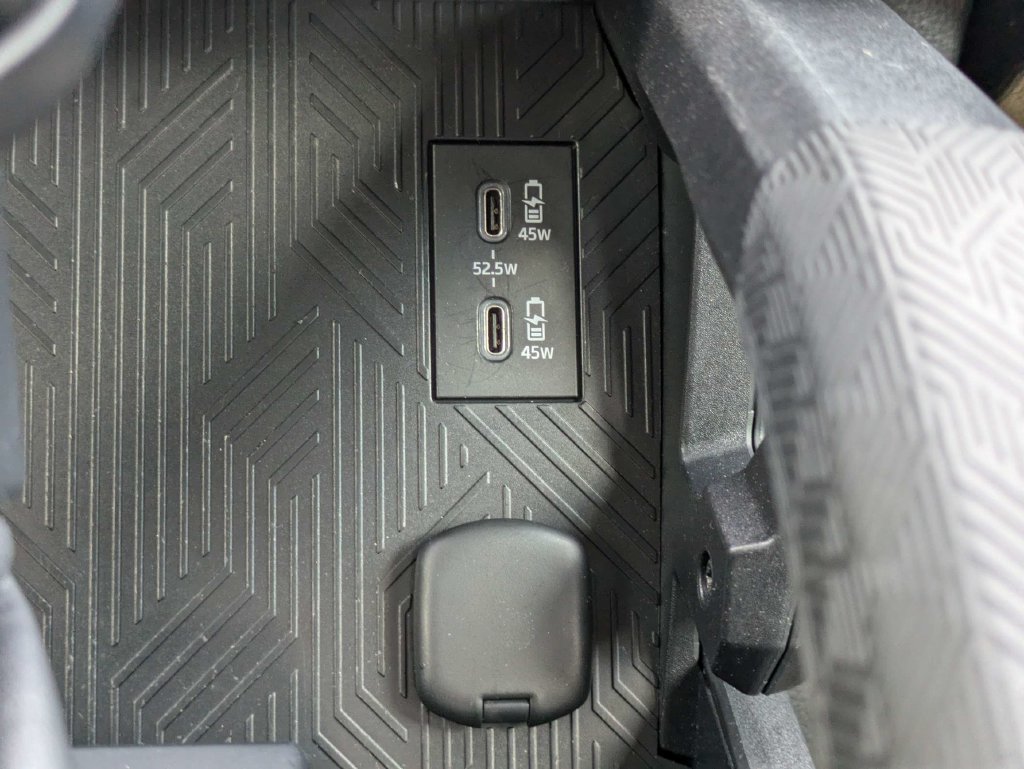 Used 2024 Toyota Tacoma SR5 RWD image 23