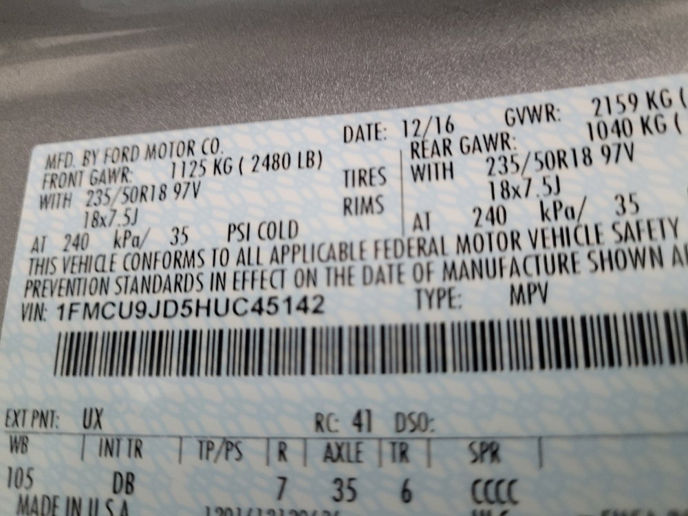 Used 2017 Ford Escape Titanium AWD/4WD image 33