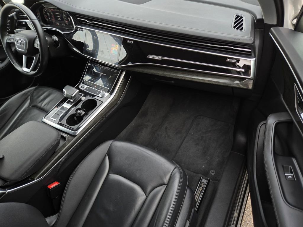 Used 2023 Audi Q7 3.0T Premium Plus image 7