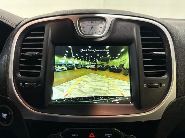 Used 2023 Chrysler 300 Touring w/ Sport Appearance Package RWD image 19