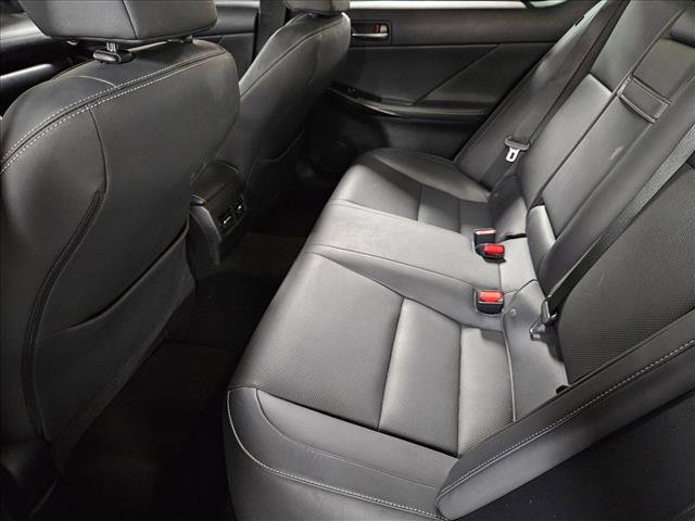 Used 2023 Lexus IS 300 w/ Comfort Package RWD image 17