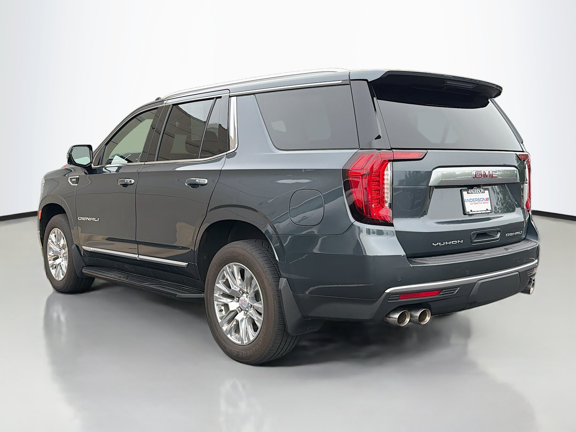 Used 2021 GMC Yukon Denali AWD/4WD image 14