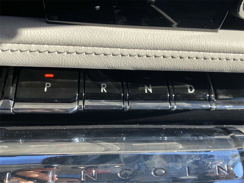 New 2025 Lincoln Aviator Reserve w/ Luxury Package image 20