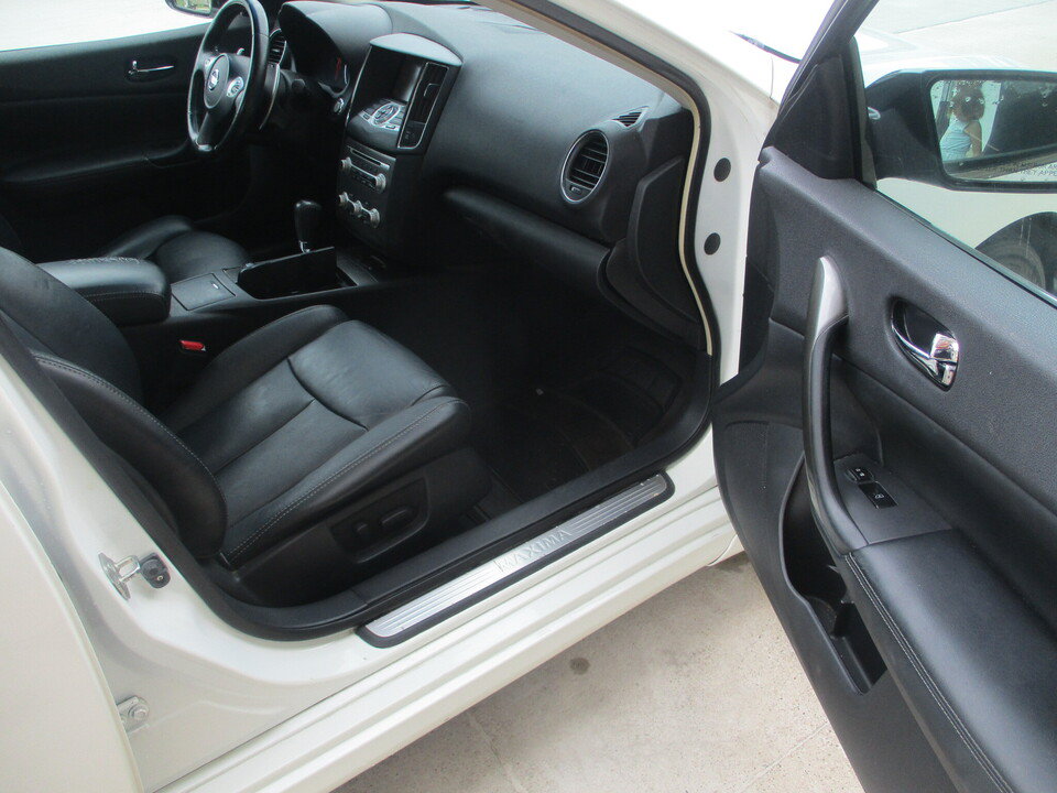 Used 2014 Nissan Maxima 3.5 SV w/ Sport Package FWD image 20