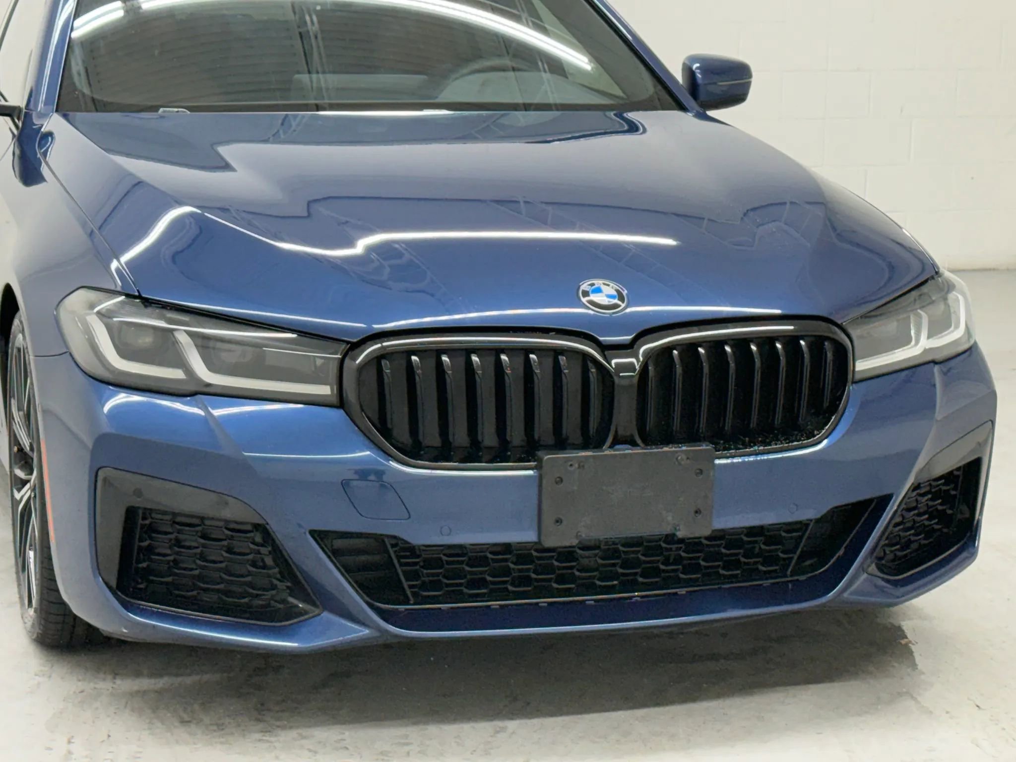 Used 2022 BMW 530i w/ M Sport Package RWD image 37