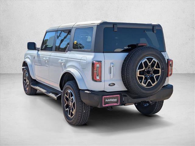 New 2025 Ford Bronco Outer Banks image 9