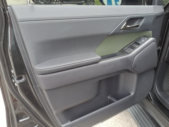 Used 2025 Lexus GX 550 AWD/4WD image 24