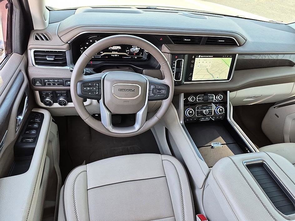 Used 2023 GMC Yukon Denali AWD/4WD image 31