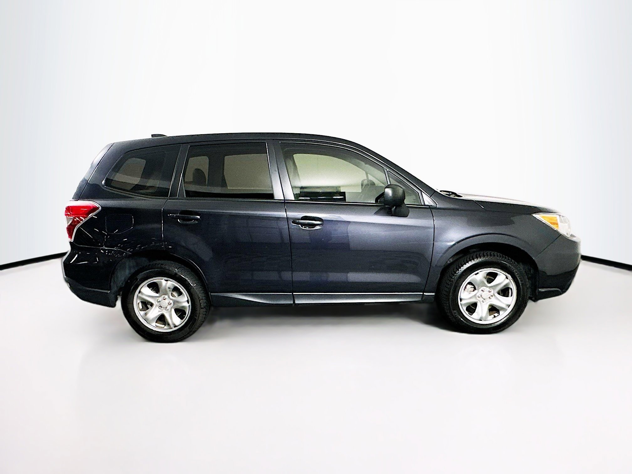 Used 2016 Subaru Forester 2.5i image 10