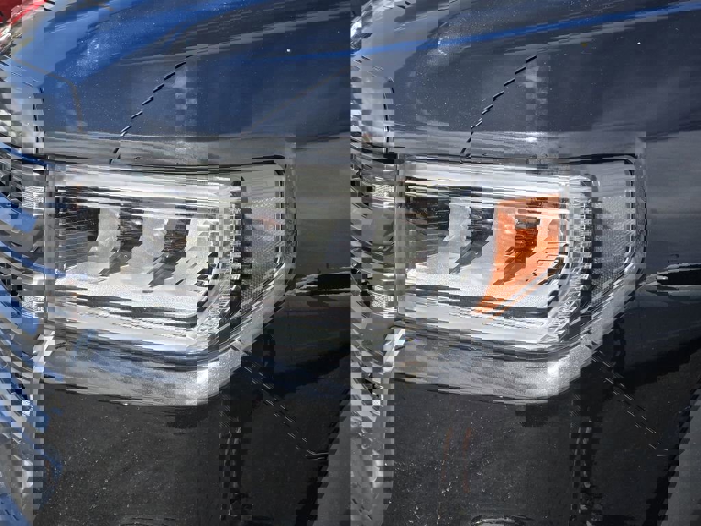 Certified 2023 GMC Acadia AT4 w/ Preferred Package image 5