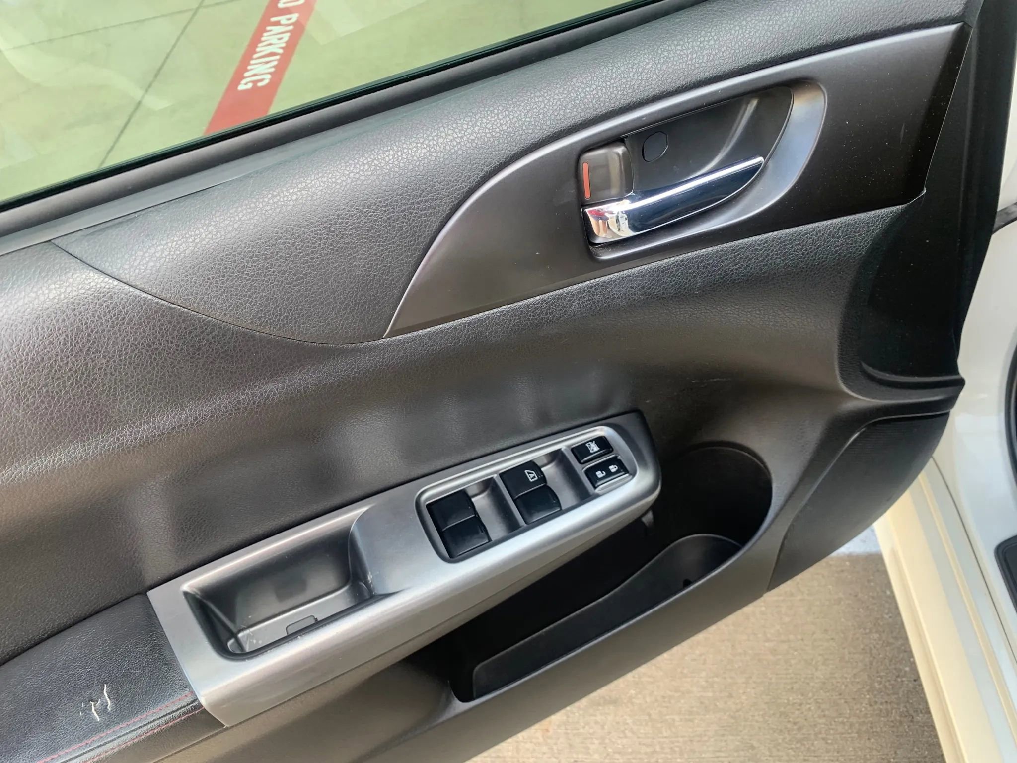 Used 2014 Subaru Impreza WRX Hatchback image 26