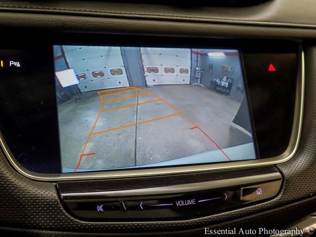 Certified 2017 Cadillac XT5 Luxury w/ Driver Awareness Package image 16