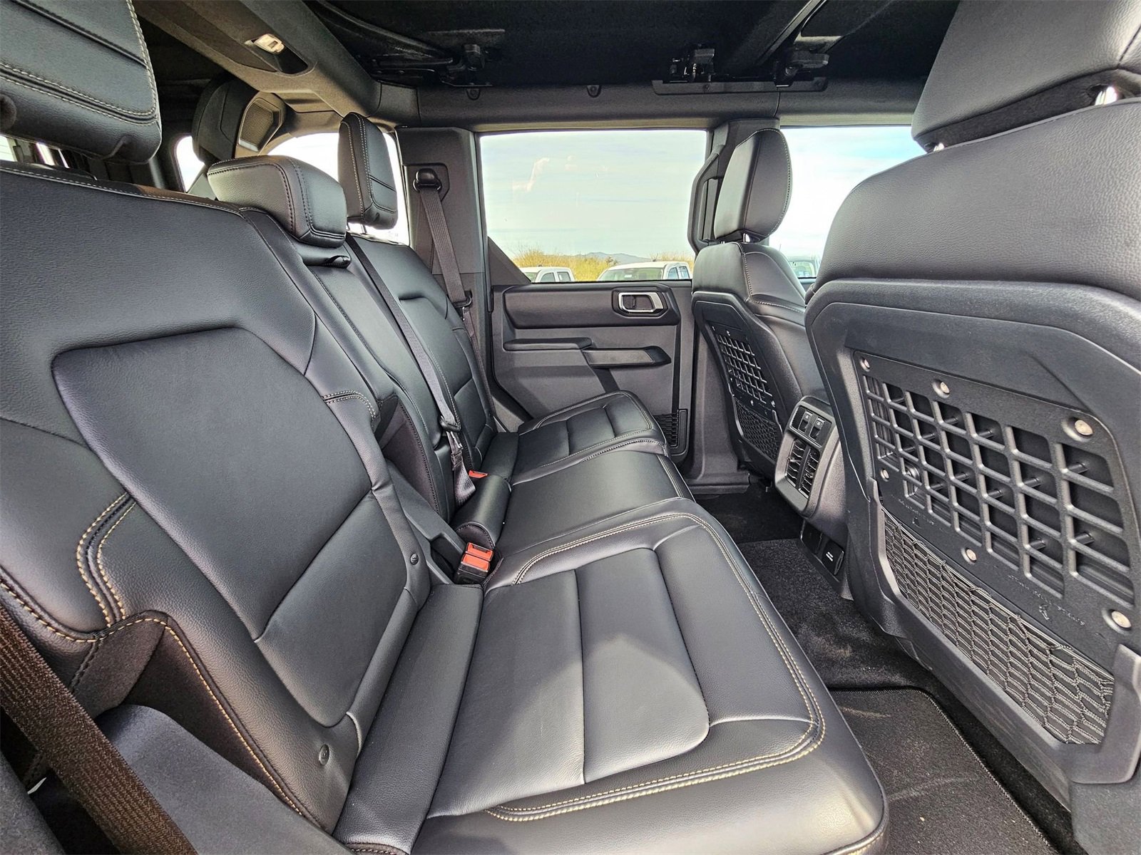 New 2025 Ford Bronco Badlands image 28