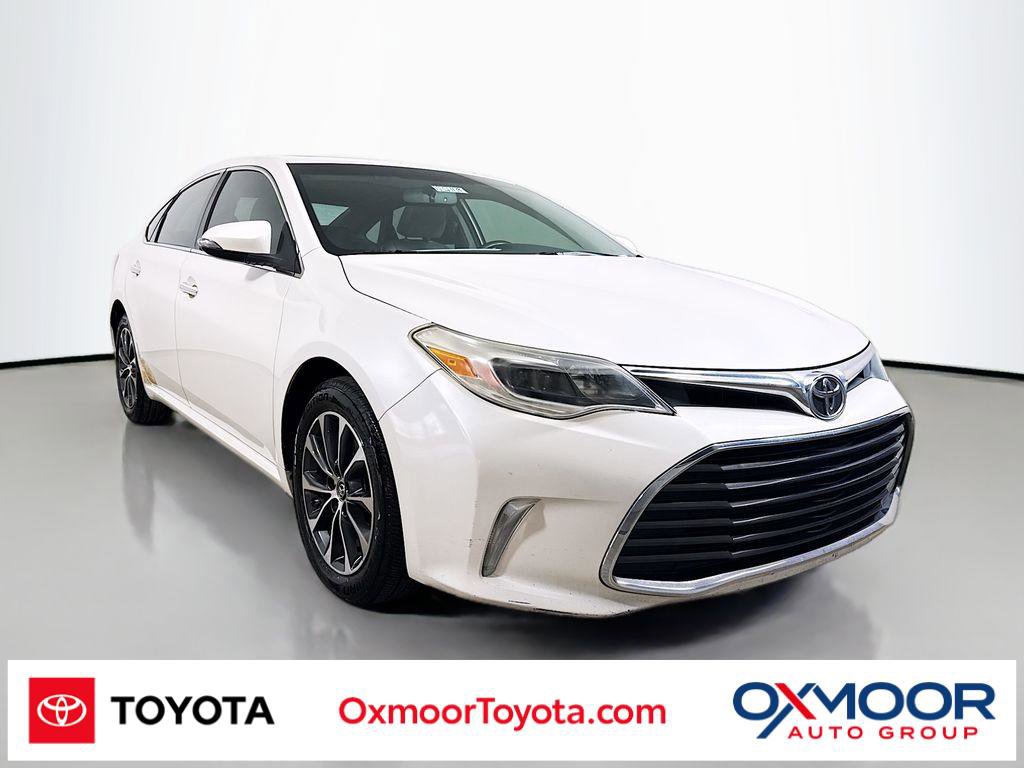 Used 2016 Toyota Avalon XLE Plus image 1