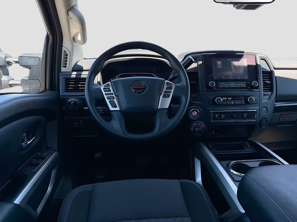 Used 2024 Nissan Titan SV w/ SV Convenience Package AWD/4WD image 20