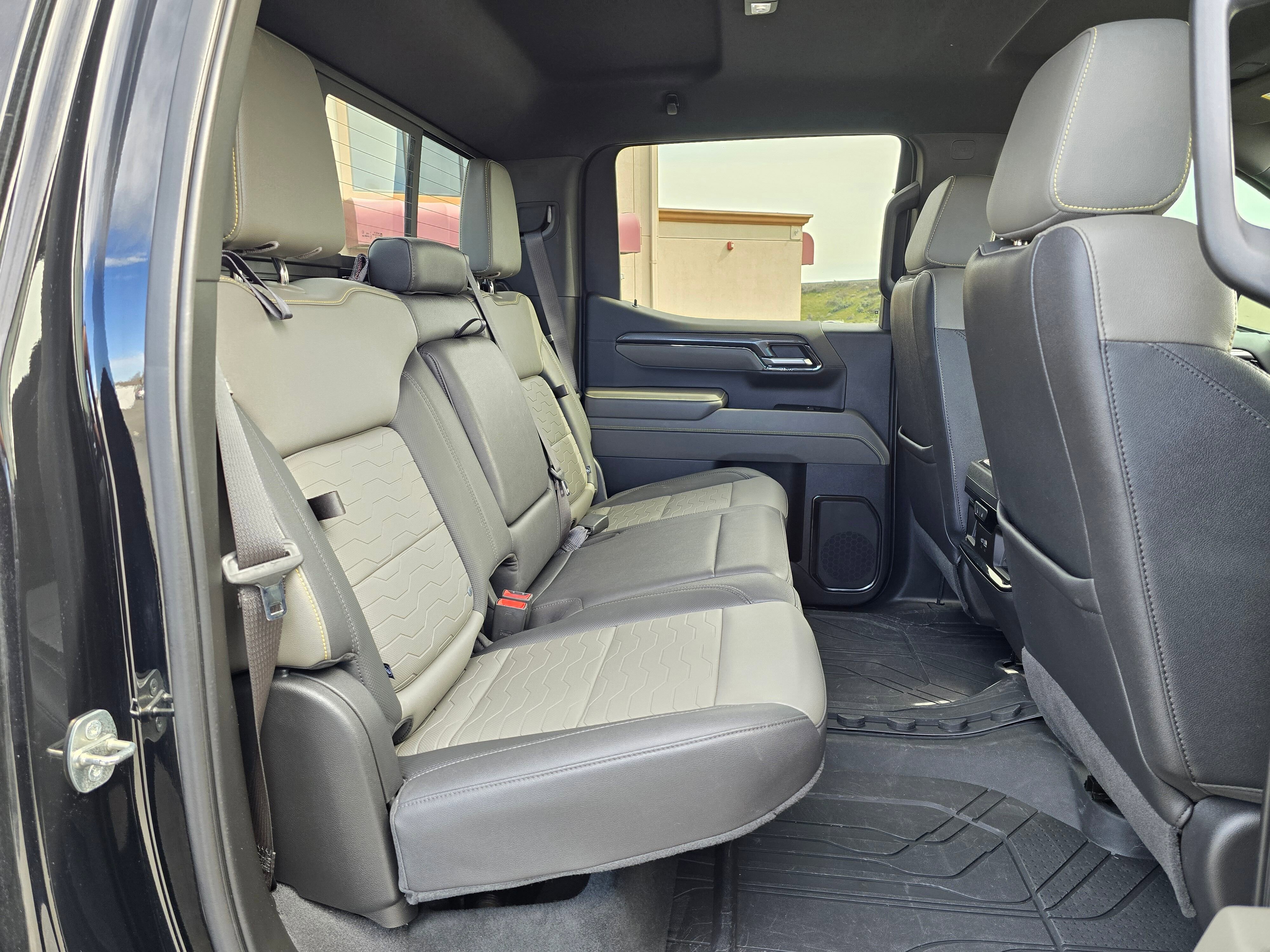 Used 2023 Chevrolet Silverado 1500 ZR2 image 47