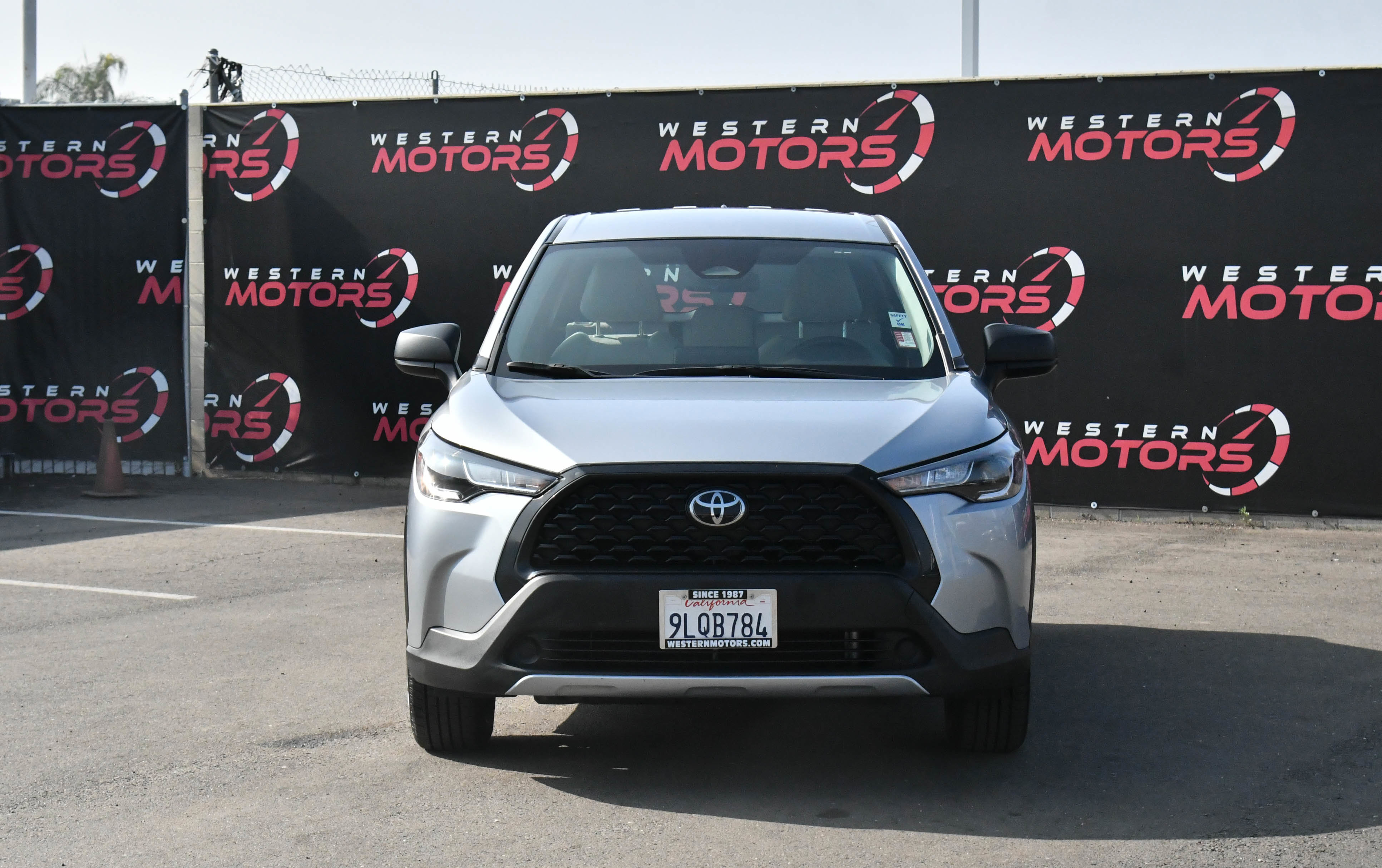 Used 2024 Toyota Corolla Cross L image 2