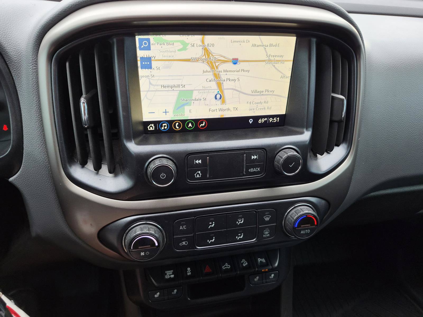 Used 2019 Chevrolet Colorado Z71 AWD/4WD image 21