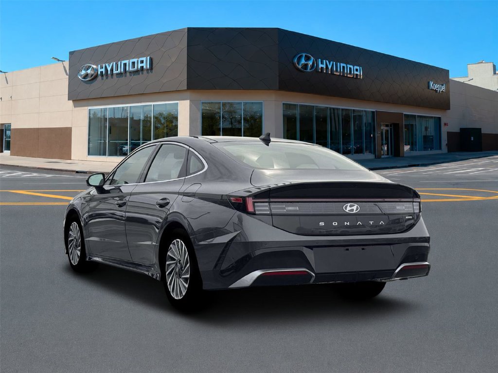 New 2026 Hyundai Sonata Limited FWD image 5