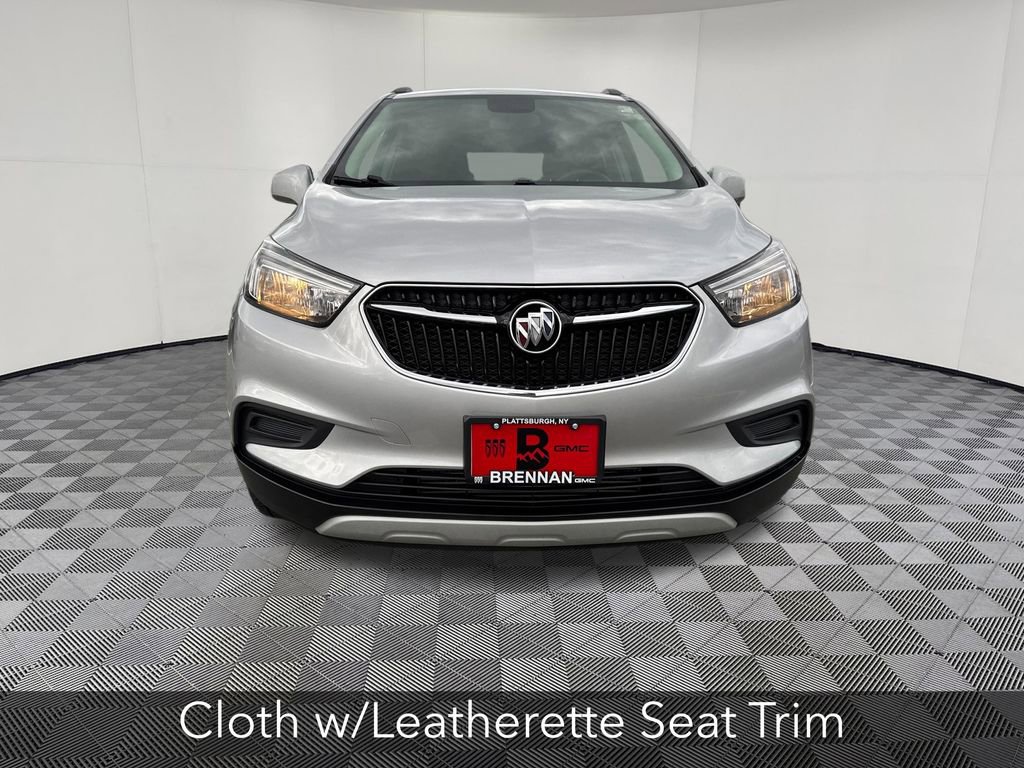 Used 2022 Buick Encore Preferred AWD/4WD image 9