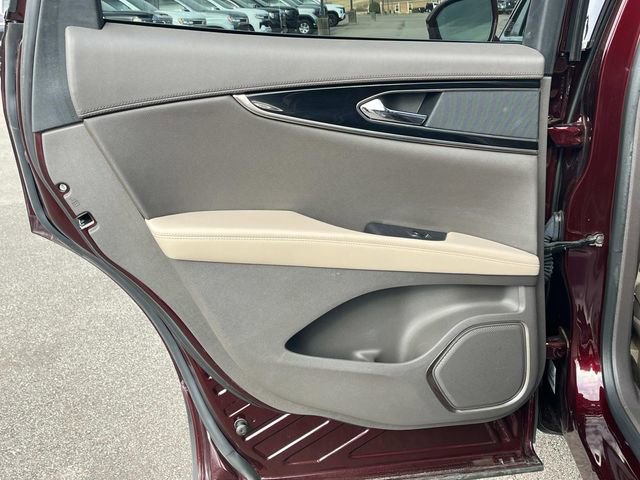 Used 2022 Lincoln Nautilus Reserve image 21