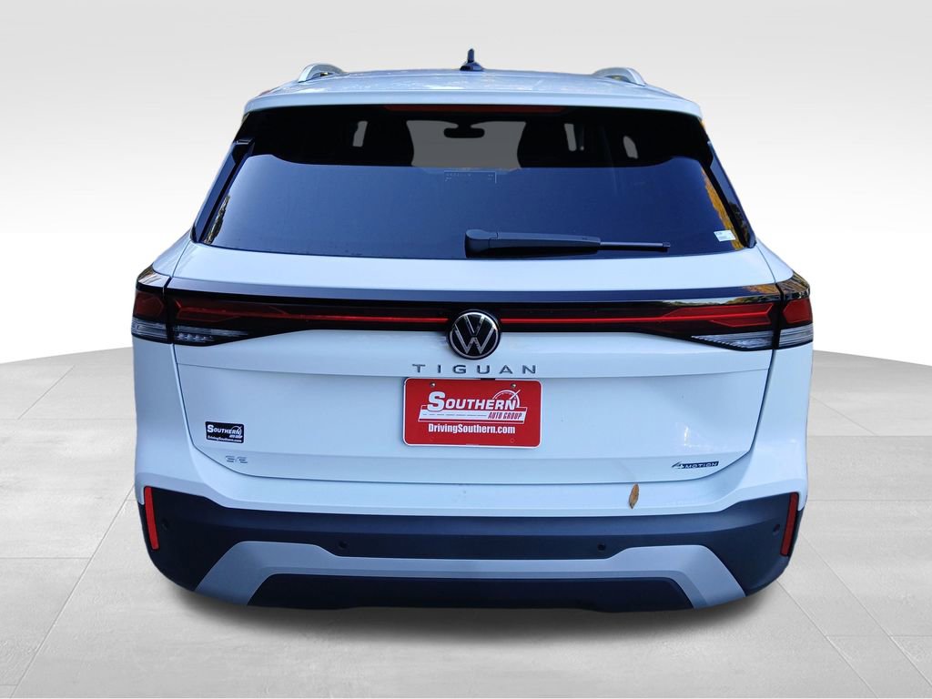New 2026 Volkswagen Tiguan SE image 4