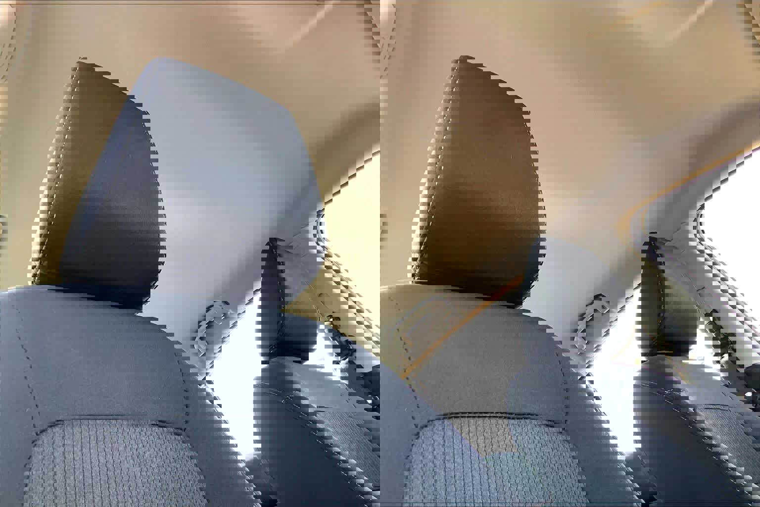 Used 2024 Nissan Altima 2.5 SV image 13