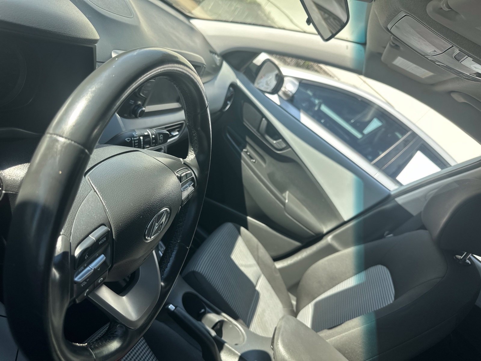 Used 2019 Hyundai Kona SEL w/ Cargo Package FWD image 10