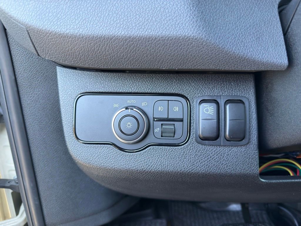 Used 2023 Mercedes-Benz Sprinter 2500 image 27