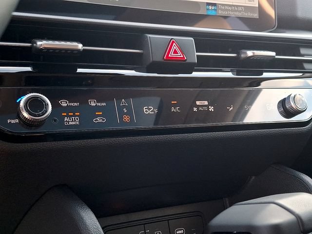 New 2027 Kia Sportage SX FWD image 12