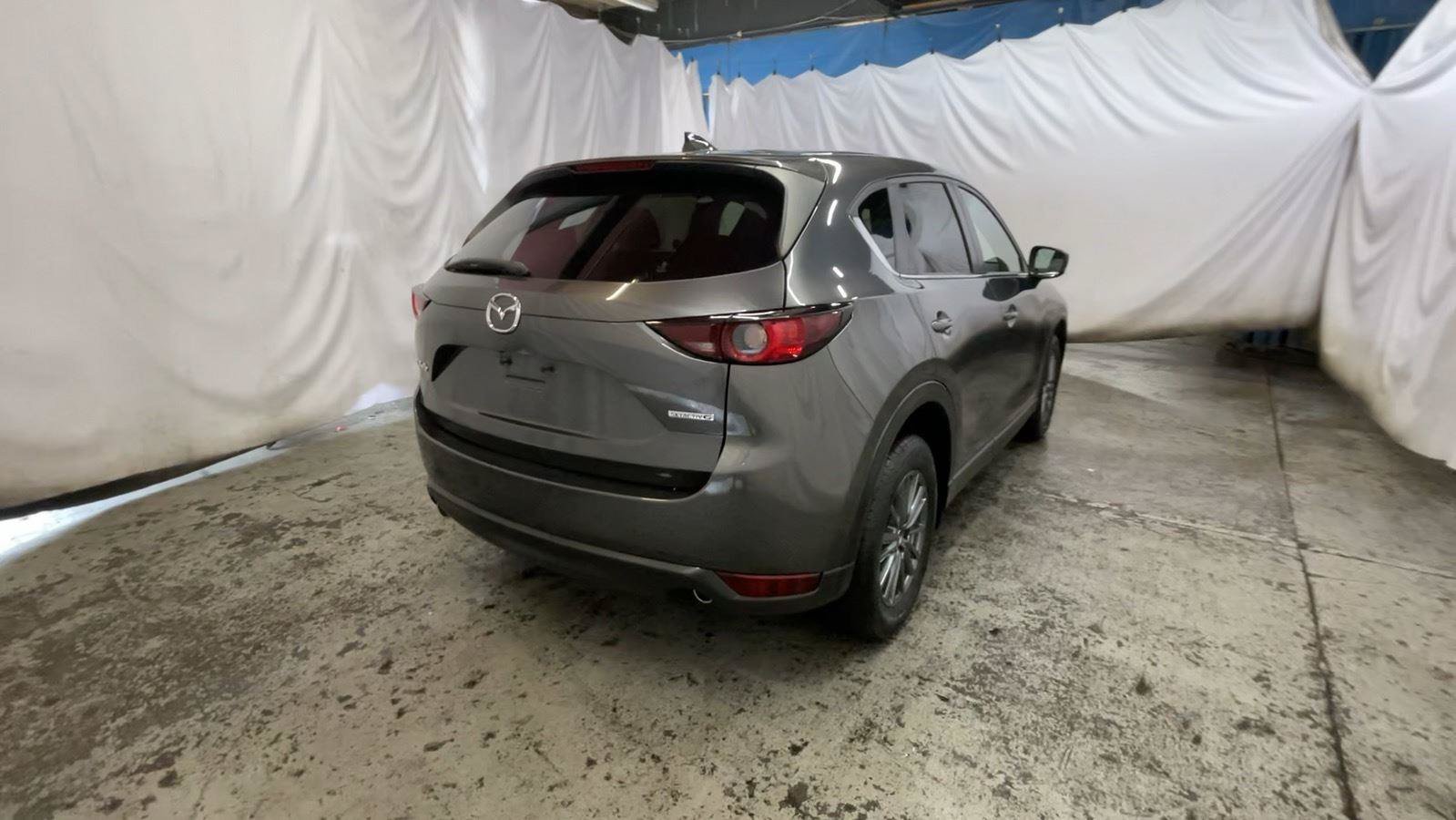 Used 2021 MAZDA CX-5 Touring FWD image 6