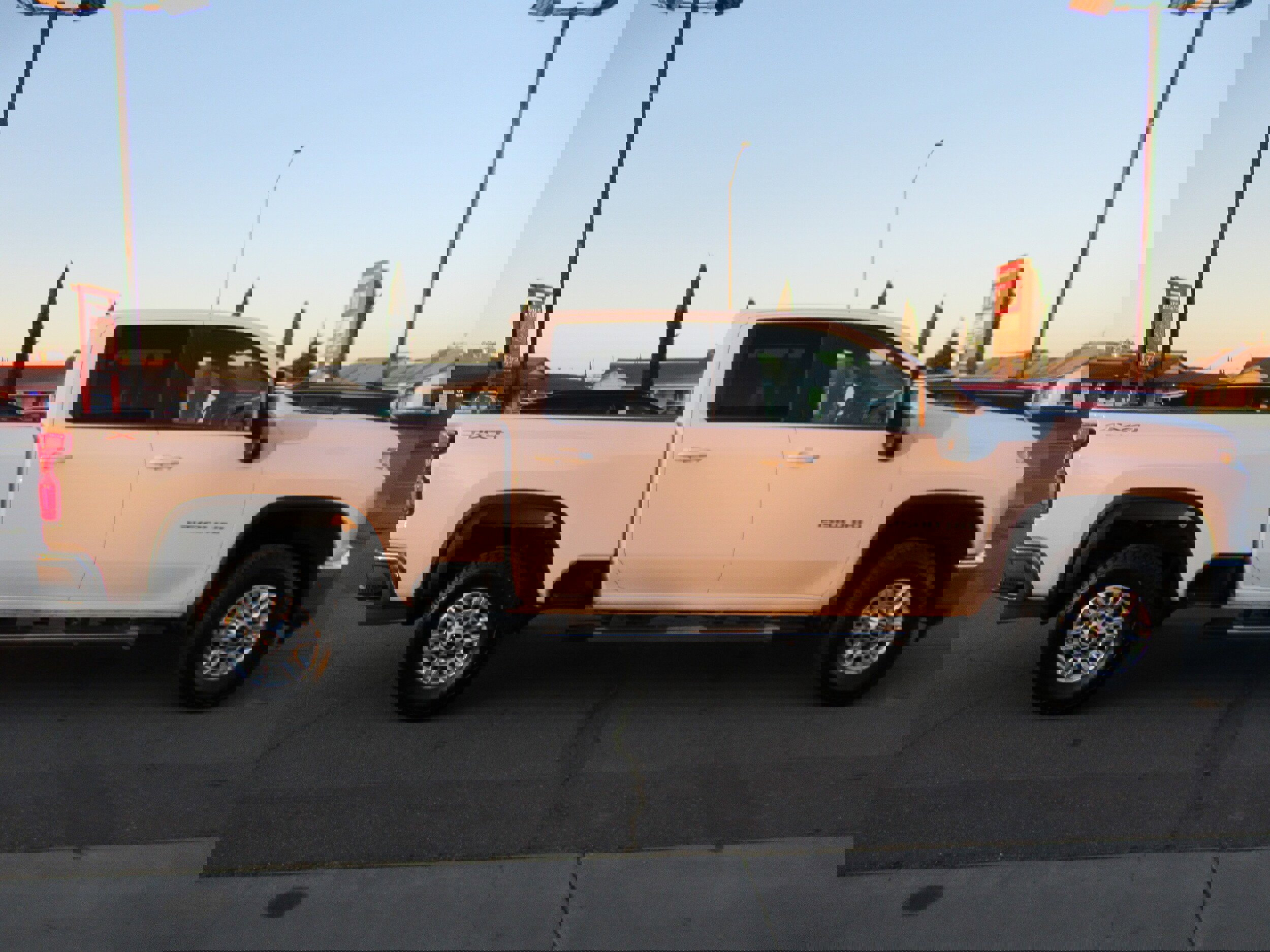 Used 2020 Chevrolet Silverado 2500 LT image 4