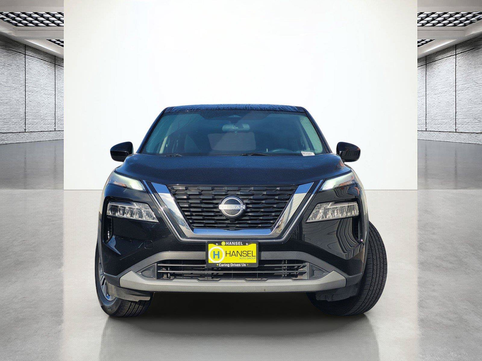 Used 2023 Nissan Rogue SV FWD image 2