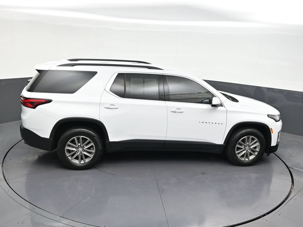 Used 2023 Chevrolet Traverse LT FWD image 19