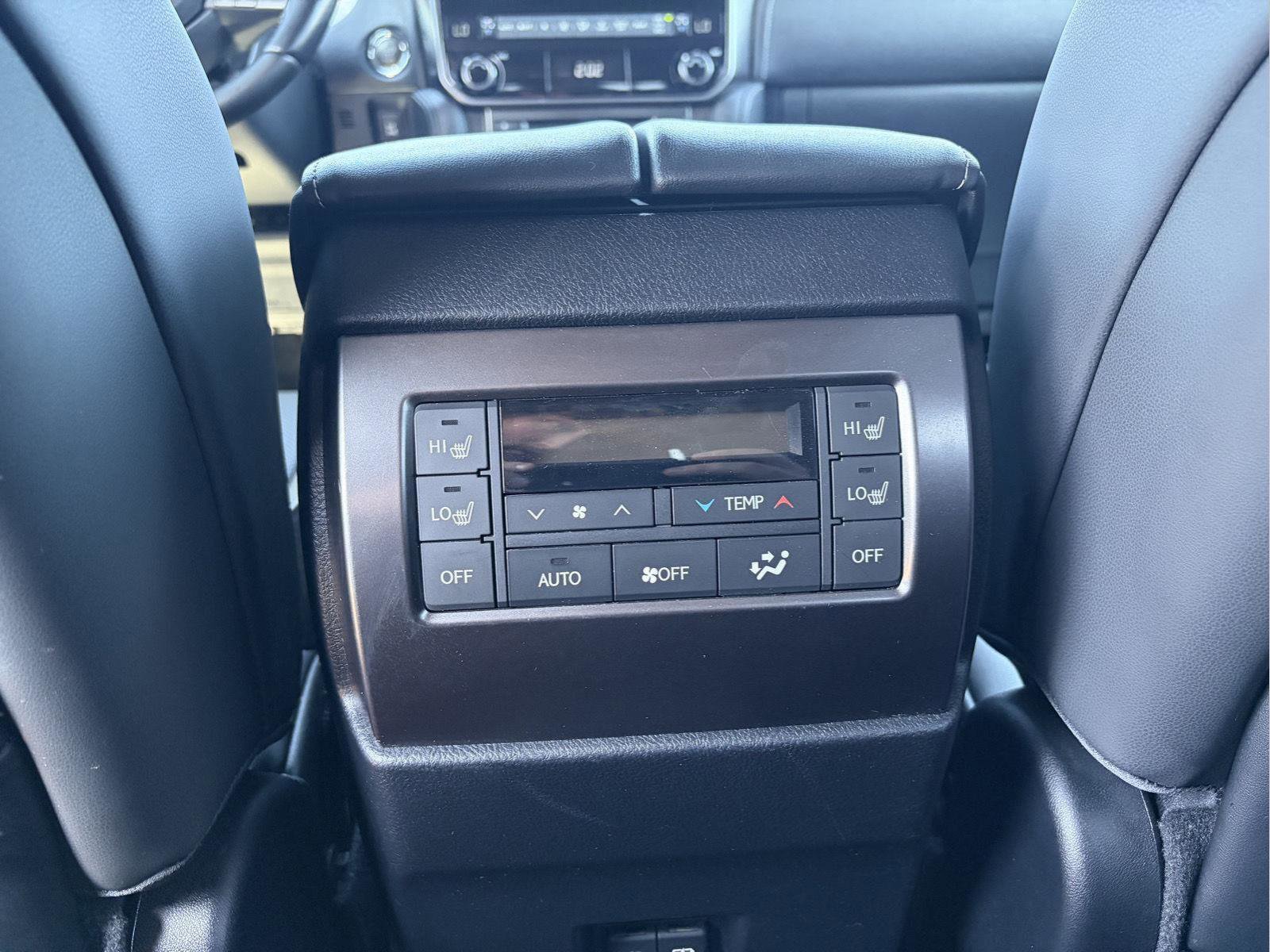 Used 2022 Lexus GX 460 GX 460 w/ Black Line Special Edition image 25