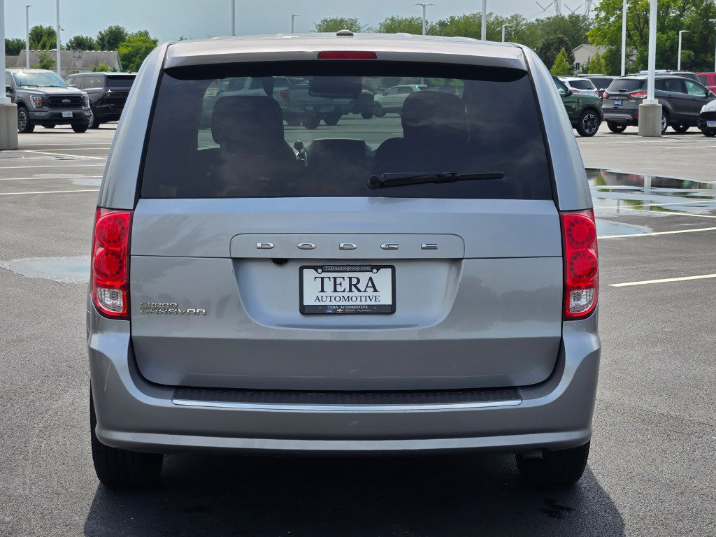 Used 2020 Dodge Grand Caravan SE FWD image 11