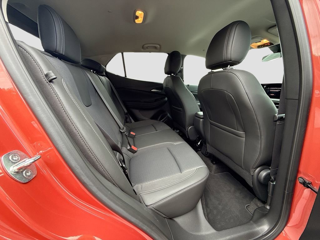 Used 2024 Buick Encore GX Preferred image 26