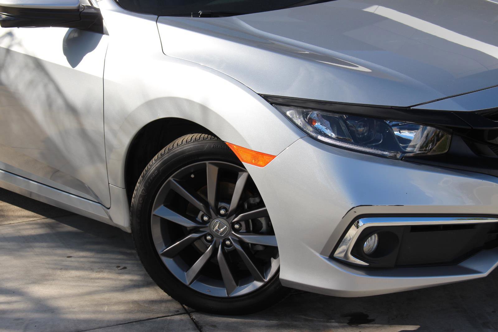 Used 2021 Honda Civic EX-L image 3