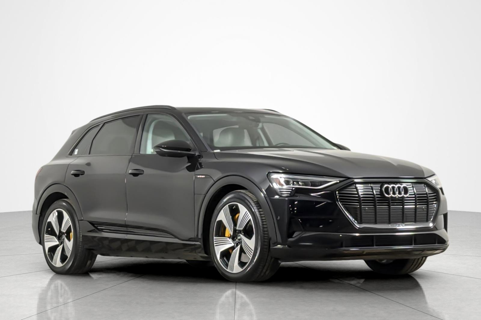 Certified 2023 Audi e-tron Premium Plus AWD/4WD image 7