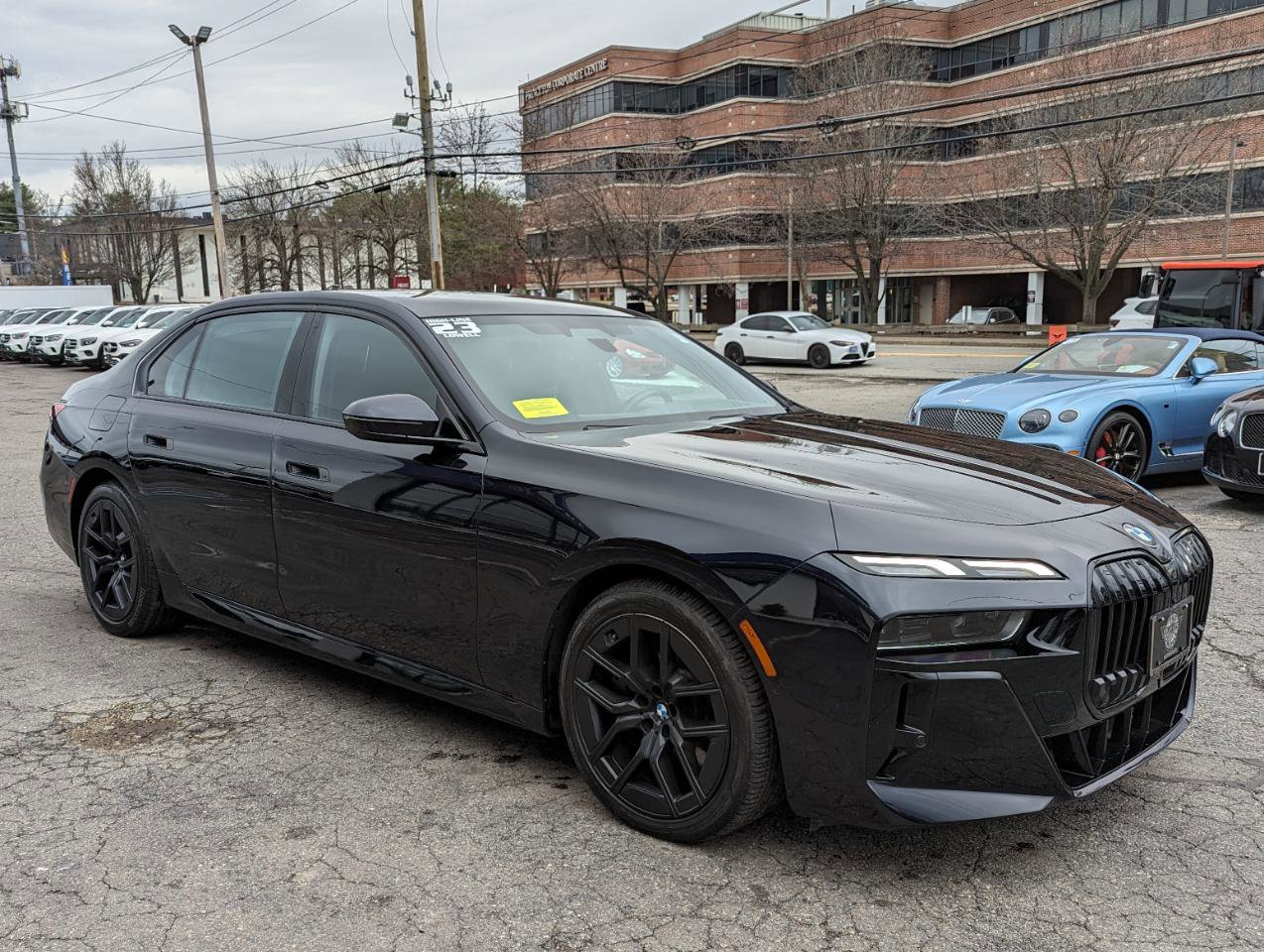 Used 2023 BMW 760i xDrive AWD/4WD image 5