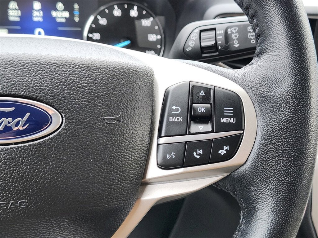 Certified 2022 Ford Explorer XLT w/ Equipment Group 202A image 30