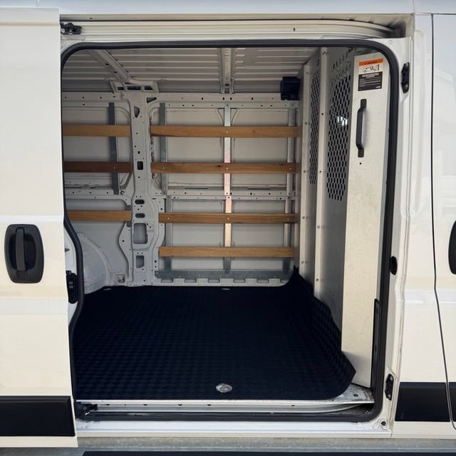 Used 2025 RAM ProMaster 2500 w/ U-Haul Equipment Group FWD image 13
