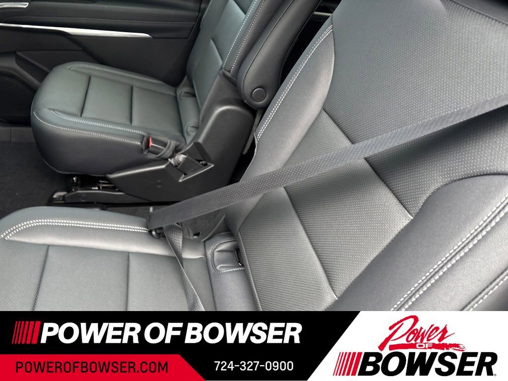 New 2026 Chevrolet Traverse LT w/ Sun and Wheel Package image 5